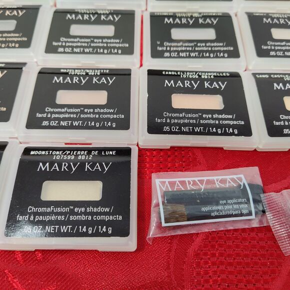NEW Lot of 33 - Mary Kay ChromaFusion Eyeshadow Assortment .05 oz - Picture 11 of 14